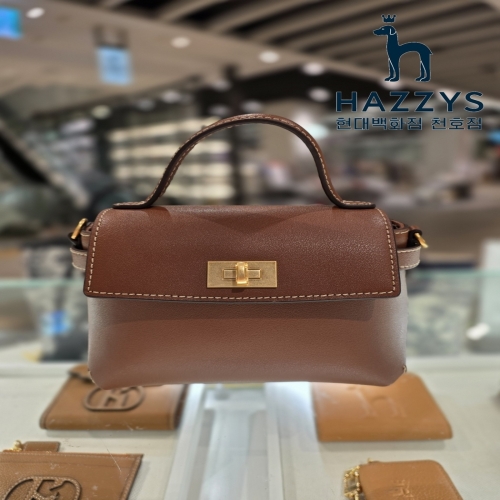 헤지스 ACC HIWA5F781W2 H Lock 브라운 Lock 장식 가죽 미니백
