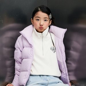 더데이걸 플레닛 반집업 크롭 맨투맨 TGMA23T03_7358