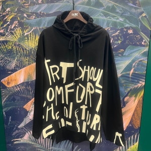 르니앤맥코이 빅스펠링언발란스오버핏후드티셔츠MM10TS513_IC