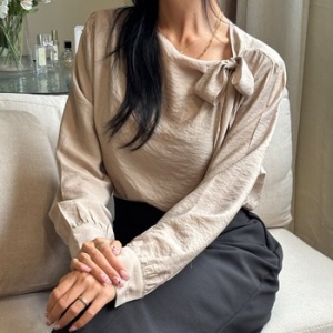 아이우먼 차르르리본끈블라우스 YPV157M508 빅사이즈