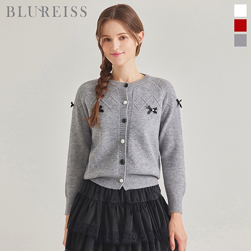 블루레이스 리본 진주 라운드넥 니트 가디건_BI5F3KC4501