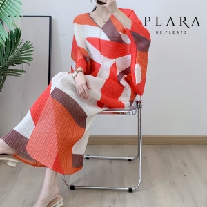 카라임플란트 플라라 트라이앵글아트플리츠원피스_PK3MOP009C