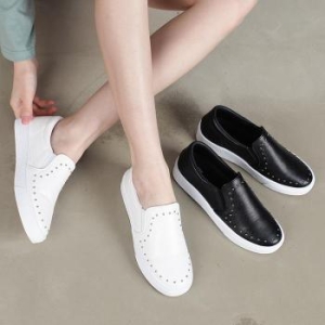 스터드 장식 슬립온 CAMOND S7344276