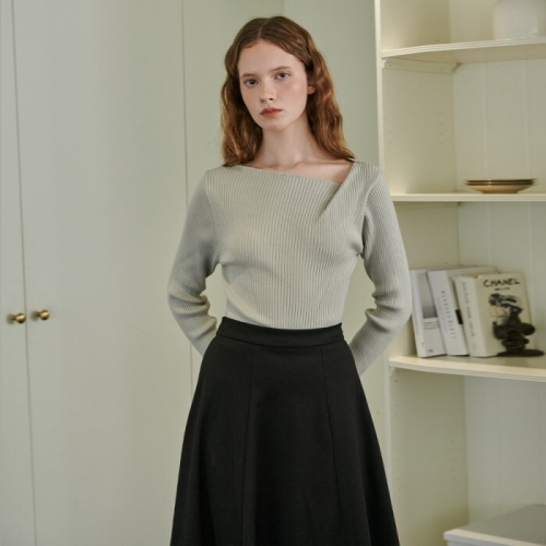 이사베이 언발 넥 긴팔 니트 풀오버 VLUCX2964 BK 블랙 FRE