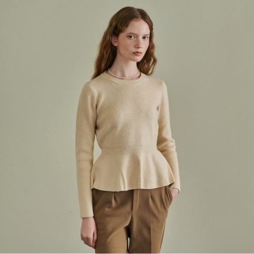 이사베이 페플럼 밴딩 니트 풀오버 VLUCX7962