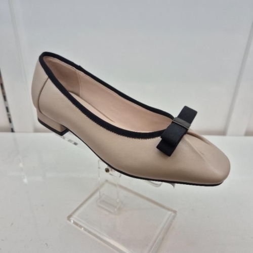 엘칸토 HC11 양가죽 여성화 E1G1U42A625 41300706