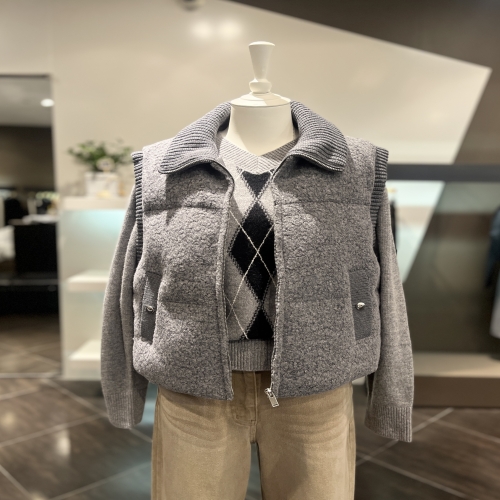 보브 울 부클 후드 구스 다운 베스트 7155417012