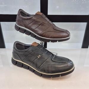 엘칸토 HC11 소가죽 남성화 초경량 스니커즈 P4G4U42A6Q