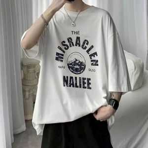 데일리룩 여름철 맨즈 레터링 베스트 프린트 심플넥 하프슬리브 WFJU7EK