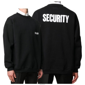 VETEMENTS 국내 바이샵 남녀공용 시큐리티 맨투맨 UAH21TR528B 국내 오프라인