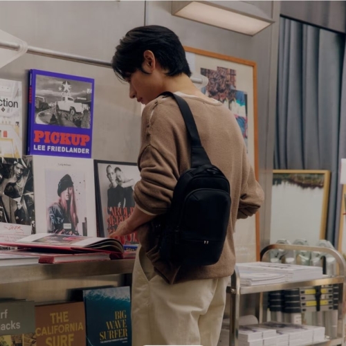 헤지스 [H-FIX] 코듀라 나일론 슬링백_HJBA5F402BK