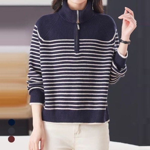 KARRA 코지스트라이프반집업니트_A5W0169