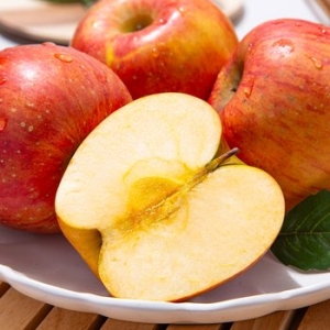 더조은푸드  알뜰 꿀사과 부사사과 흠과 29~31과 5kg