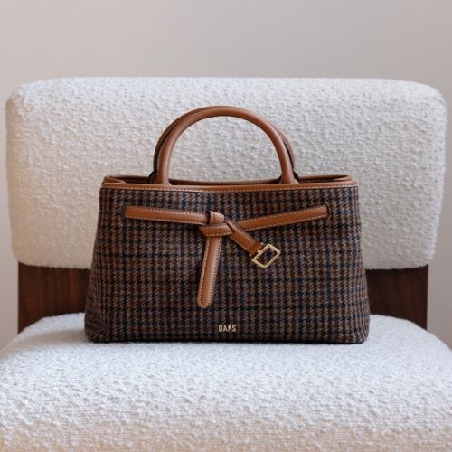 닥스 더블린 체크 브라운 벨트장식 잔체크 울 토트백_DCBA5F993W2
