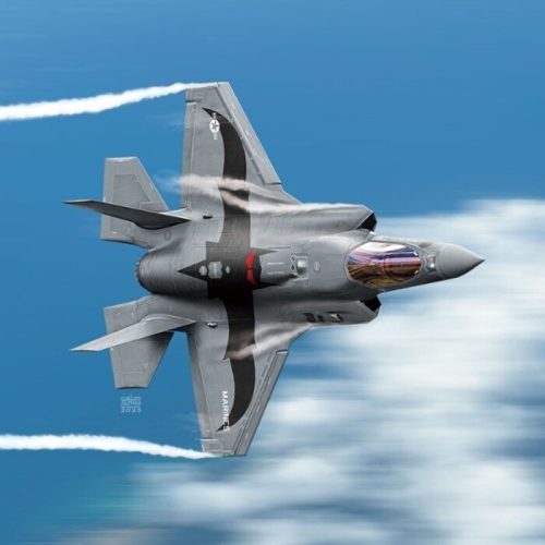 과학 미해병대 F-35B 라이트닝2 VMFA-242 배츠 12592