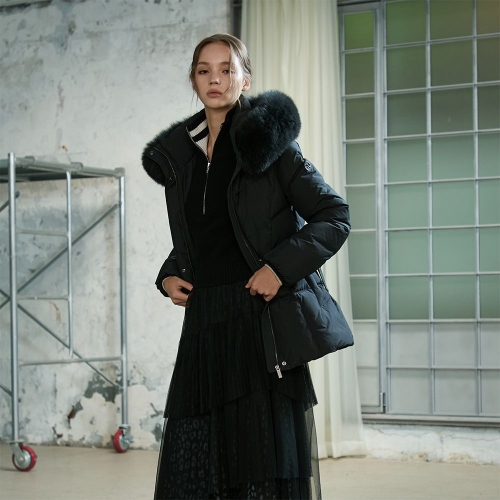 에고이스트 여성 웨이스트 벨티드 폭스퍼 구스 숏점퍼 ER4TD003