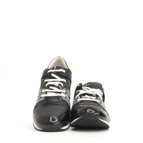 알렉산더맥퀸 스미스마켓 552259 스니커즈 남성구두