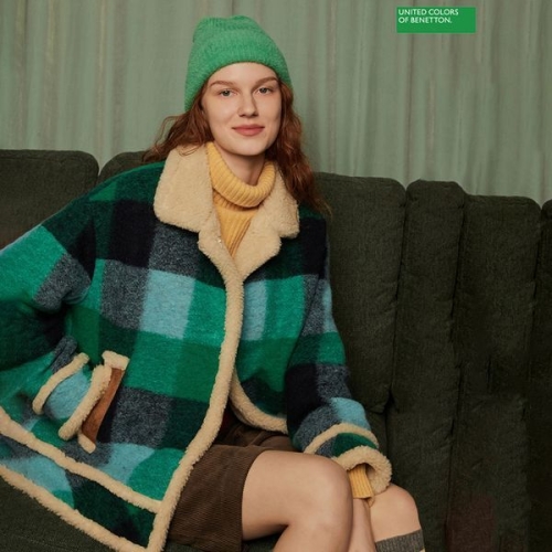 베네통 하프 앤톤 하이넥 점퍼 BAJPA8561