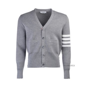 톰브라운 남성 울 4바 브이넥 가디건_MKC160A 00014 055 117821