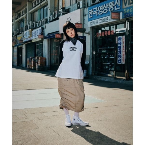 브랜드 컨버스 CONVERSE 프리미엄 롱슬리브 라글란 티셔츠 블랙 10028006-A01 265349