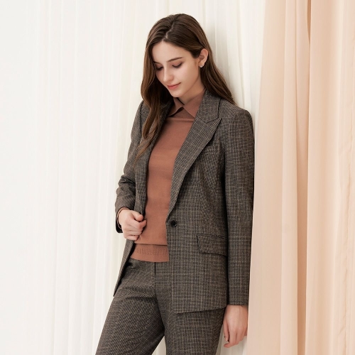 샤트렌 반터들넥 티에리 디자인 풀오버_HCEWSW201 509404