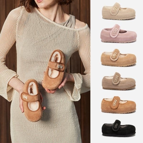 UGG 오즈웨어 메리 제인 로고 슬립온 (OB970K)