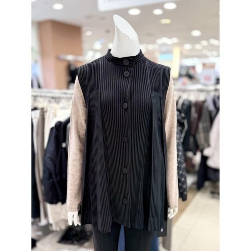 트리아나 반하이넥 플리츠 베스트 AL4VA10