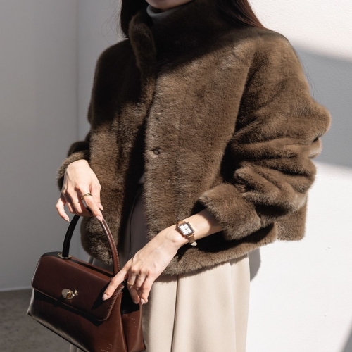 키첼 바니오 크롭 퍼 자켓 324172