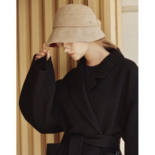 닥스 여성 내부체크 배색 울클로슈햇 DBHE5F807W3