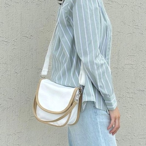 더블엠 MENOI7ZF_5B 여자 여성데일리가방 반달크로스백