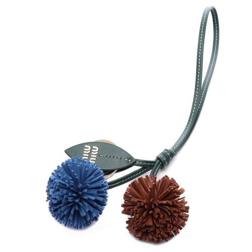 미우미우 여성 메탈 레터링 로고 키링 5TL516 2CQS F04P4 25F