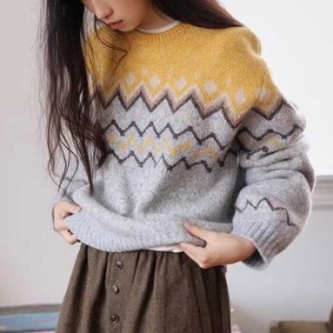 아이우먼 삼각패턴노르딕니트 YYV755M512 빅사이즈