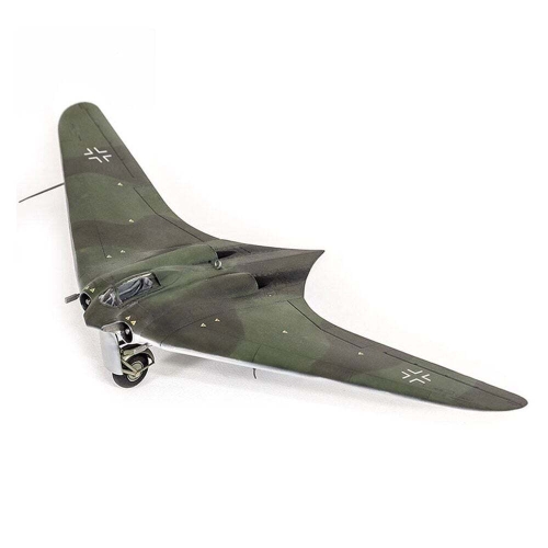 아카데미과학  1/72 독일 호르텐 Ho 229 분더바페