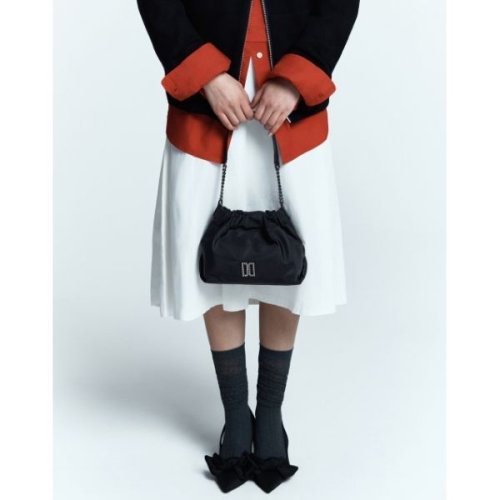 닥스 HILTON 블랙 앤틱 DD장식 나일론 체인 숄더 겸 미니 크로스백 DCWA6E376BK