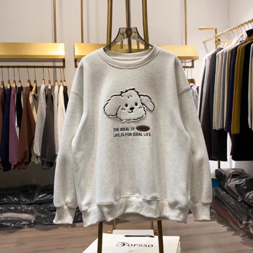 투투 에이시크 입체 퍼피 자수 맨투맨 C25DTS144