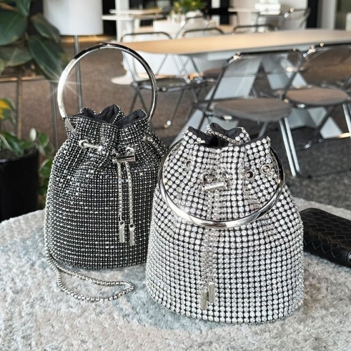 스터드 버킷 토트 크로스백 데일리백 WFIOPZ8