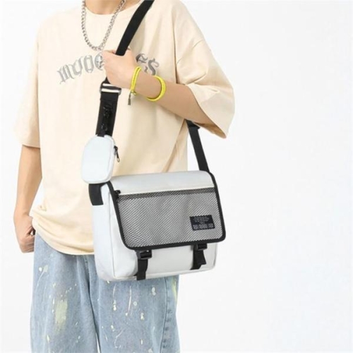 라일리 Rly 대학생 메신저백 30대 편한 슬링백 심플 블랙 S9502538