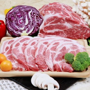 친환경팔도  나주목장 무항생제 한돈 생목살 구이용 300g