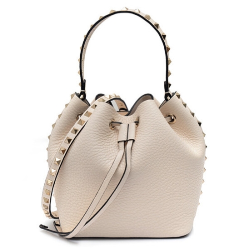 발렌티노 명품 락스터드 그레인 버킷백 2W2B0L3