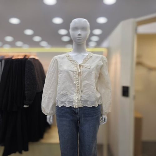 플라스틱아일랜드 브이넥 레이스 블라우스 PS7XA3B1_DJ