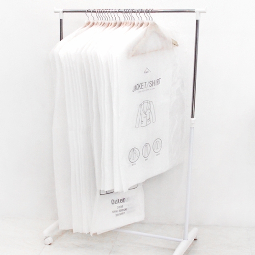 가쯔  화이트 베이직 옷커버