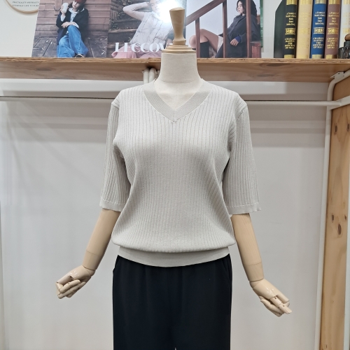 레코브 메탈 V넥 니트 LK31F5KN513X