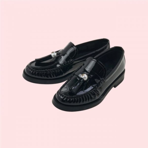 지미추 SS25 여성 여자 우먼스 애디 로퍼 단화 스니커즈 신발 ADDIE PEARL PAT 블랙 114849 4581009