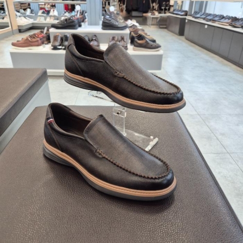 엘칸토 HC11 소가죽 남성화 Y0V6U43H985 47334938