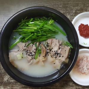  수육국밥 4인분