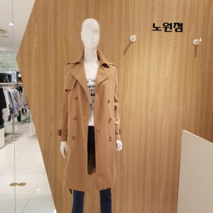  비지트인뉴욕 깔끔한 트렌치코트_VU8BB90-L15