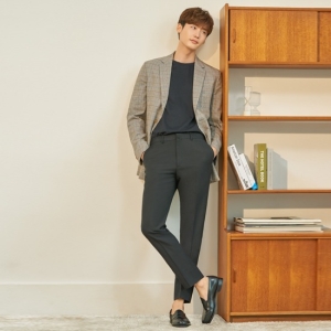  씨이앤 이종석 체크 재킷 1종