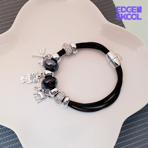 판도라 엣지스쿨 포인트 가죽 팔찌 KFB0464