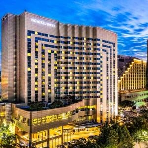 서울 강남 노보텔 앰배서더