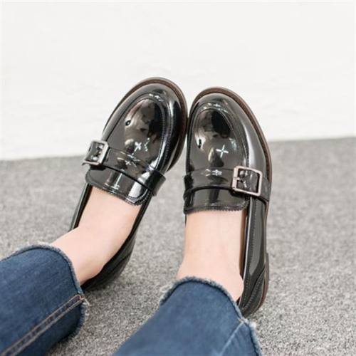 브룸 벨티드 장식 심플한 에나멜 로퍼구두 RJx1402 벨티드 장식 심플